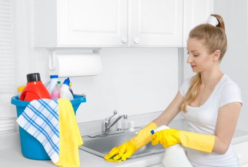 Local curtain cleaning service for Richmond flats and homes